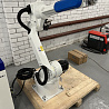 Шестиосевой промышленный робот JR612 с максимальной зоной досягаемости 1555 мм и грузоподъемностью до 12 кг